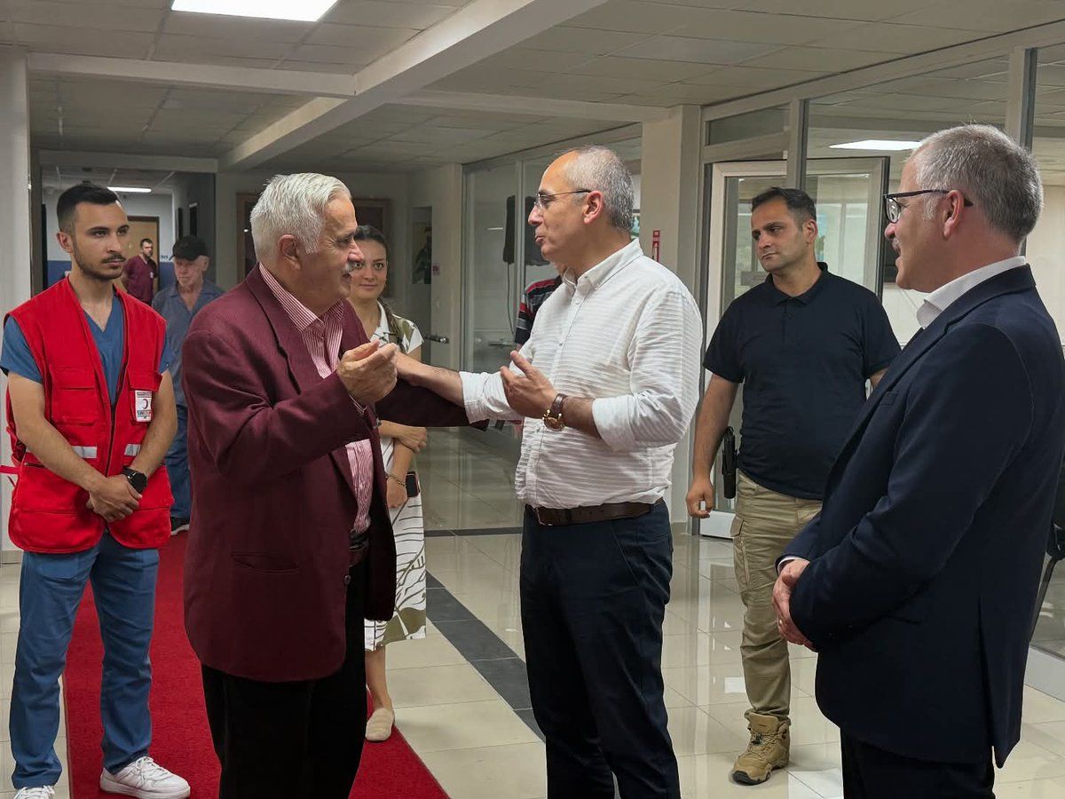 Akçakoca Kaymakamı Pişkin’den Huzurevine Ziyaret