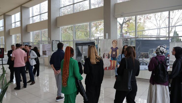 Düzce Üniversitesi’nden ”Cumhuriyet ve Atatürk” Temalı Ortak Sergi