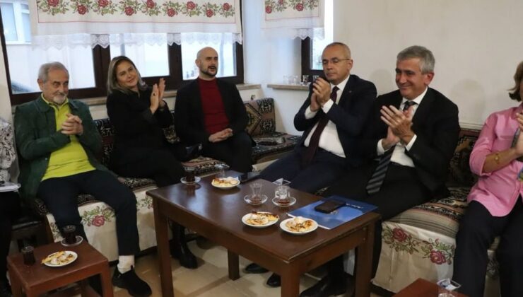 Türk Resim Sanatının Duayeni Devrim Erbil, Akçakoca’da Sanatseverlerle Buluştu