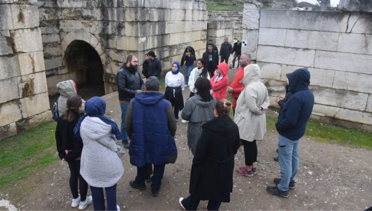 Düzce Üniversitesi’nden ”Bağ, Bahçe, Çiçek Keşif Gezileri ile Doğa ve Kültür Buluşması”