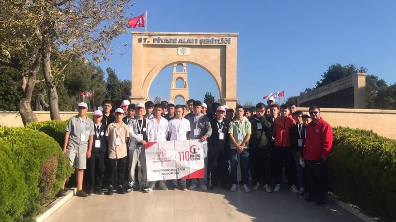 Düzceli Gençler, ”Bir Destandır Çanakkale” Projesiyle Tarihe Yolculuk Yaptı
