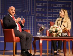 Düzce Üniversitesi’nde 2025-2026 Akademik Yılı’nın İlk Rektör Öğrenci Buluşması Gerçekleştirildi