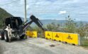 Gölyaka’da Yol Güvenliği Güçleniyor Beton Bariyerler Yerleştirildi