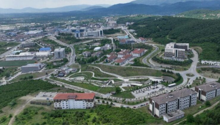 2026 Dünya Üniversite Sıralamasında Düzce Üniversitesi Yine Üst Sıralarda