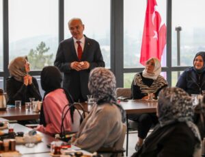 Başkan Özlü’den Düzce Üniversitesi Öğrencilerine ‘”Mesleğinizde En İyi Olun, Ülkenize Katkı Sağlayın”