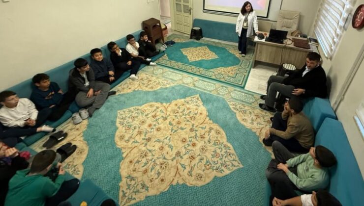 Akçakoca’da Kursiyerlere ”Kendine İyi Bak ve Hayallerine Koş” Eğitimi