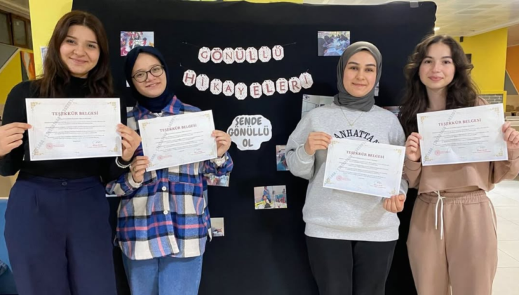 Raziye Begüm Sultan Yurdu’nda “Gönüllü Hikayelerim Panosu” Öğrencilerle Buluştu