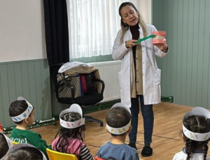 Düzce’de Kur’an Kursu Öğrencilerine Ağız ve Diş Sağlığı Eğitimi