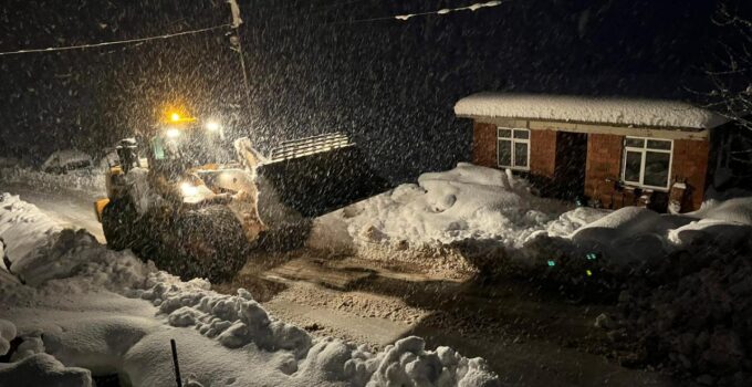 Yığılca’da Kar Kalınlığı 60 Santimetreyi Aştı