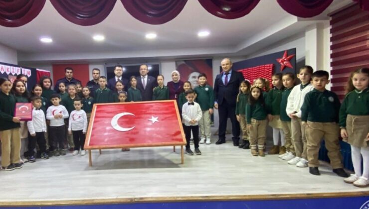 “Akif’in Nesli Diyor ki” Gölyaka’da Sahnelendi