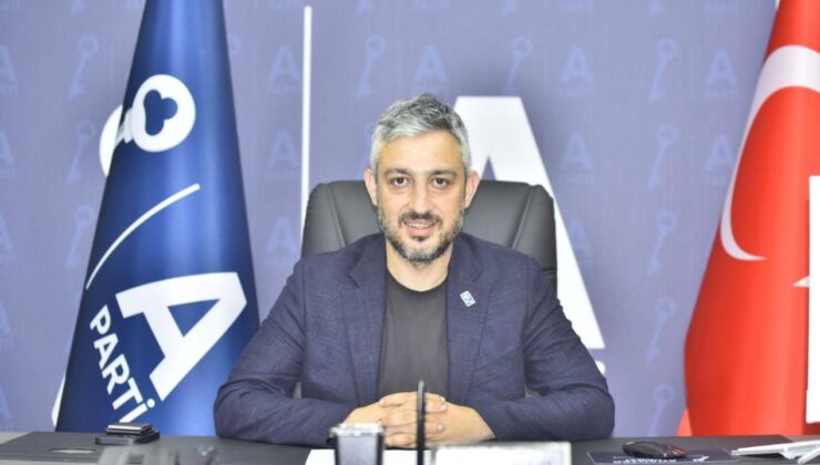 Anahtar Parti Düzce Merkez İlçe Başkanı Kaya’dan Kadir Gecesi Mesajı: “İslam Aleminin Kurtuluşuna Vesile Olsun”