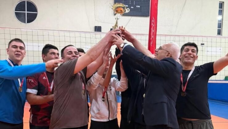 Kaynaşlı’da Filede Şampiyon Belli Oldu: Kupayı Jandarma Kaldırdı