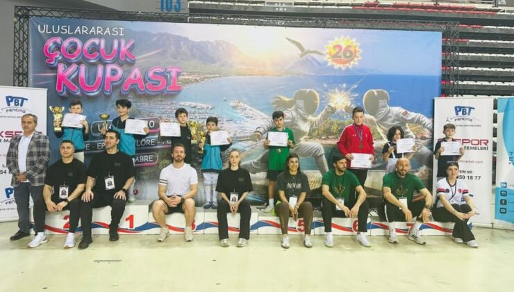 Düzceli Minik Eskrimciler Antalya’da Gururlandırdı