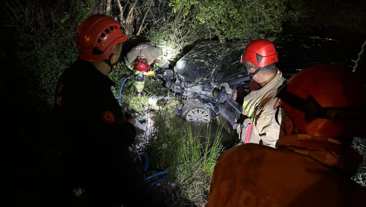 Taşköprü Mahallesi’nde Araç Su Kanalına Düştü: 1 Kişi Yaralandı