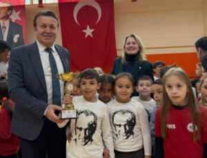 Akçakoca’da Miniklerden Büyük Enerji: İFET Şenliği Tamamlandı